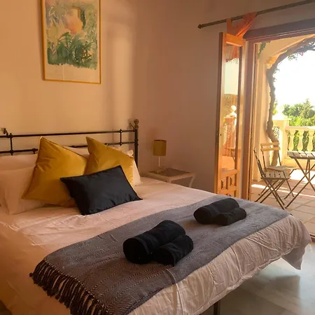 Casa Hermosa * Михас